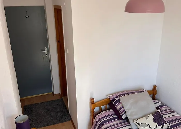 Relyovo Bed and Breakfast *